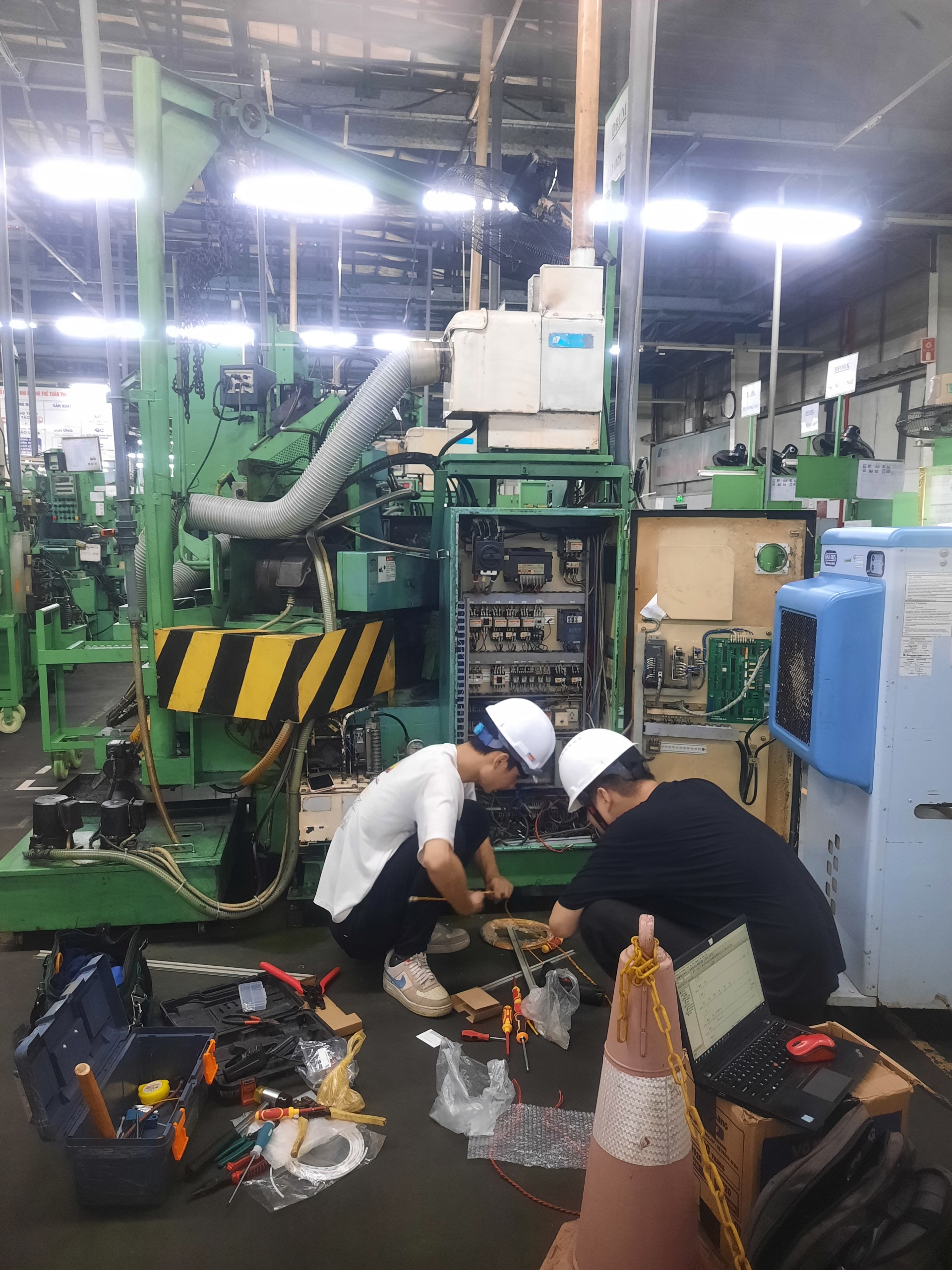 Nâng cấp máy, bảo trì - bảo dưỡng robot công nghiệp